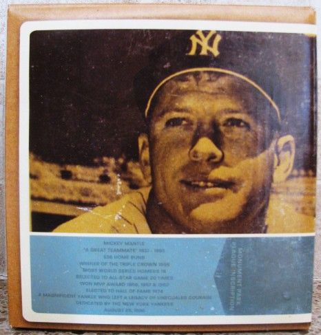 MICKEY MANTLE YANKEE STADIUM GIVE-AWAY STATUE