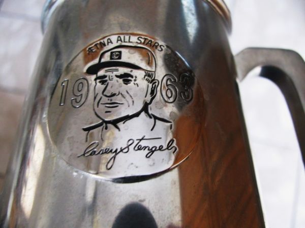 1963 CASEY STENGEL AETNA ALL STAR MUG