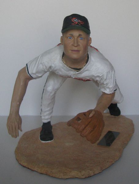 1996 CAL RIPKEN JR. SAM's LIMITED EDITION LARGE STATUE w/ BOX