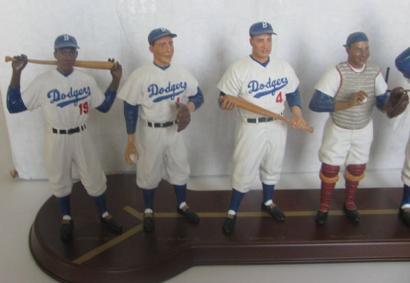 1955 BROOKLYN DODGERS DANBURY MINT TEAM STATUE