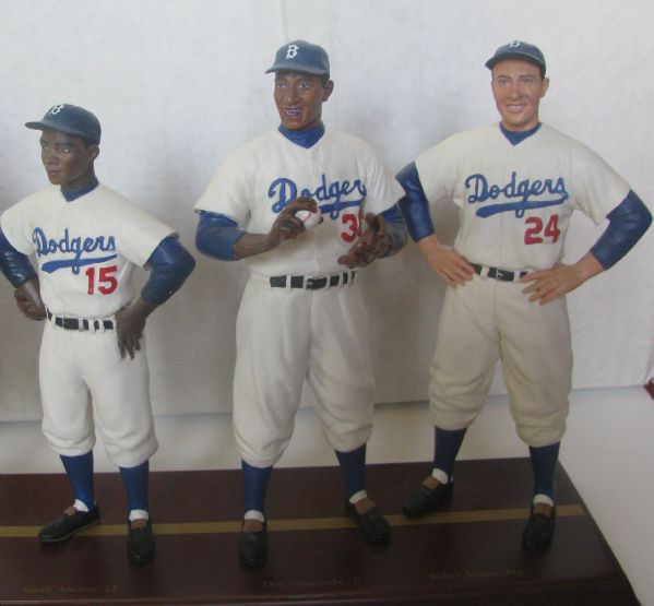 1955 BROOKLYN DODGERS DANBURY MINT TEAM STATUE