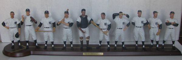 1961 NEW YORK YANKEES DANBURY MINT TEAM STATUE