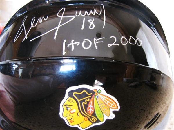 DENIS SAVARD #18 HOF 2000 SIGNED CHICAGO BLACKHAWKS mini HOCKEY HELMET w/SGC COA