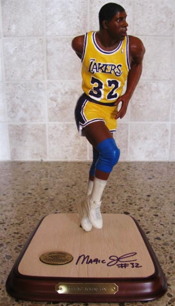 MAGIC JOHNSON # 32 SIGNED LA LAKERS STATUE w/SGC COA