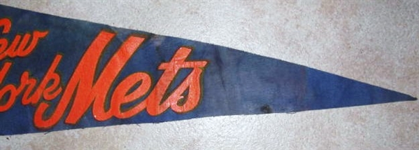 VINTAGE NY METS MR MET PENNANT