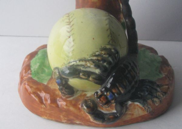 50's ALMENDARES ALACRANES CUBAN BASEBALL MASCOT VASE