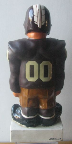 60's WASHINGTON REDSKINS KAIL LARGE STANDING LINEMAN STATUE