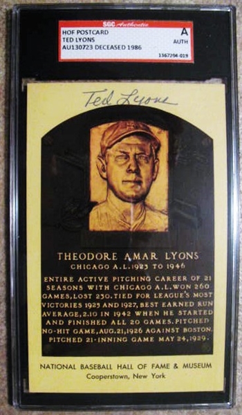 TED LYONS SIGNED HOF POST CARD - SGC SLABBED & AUTHENTICATED