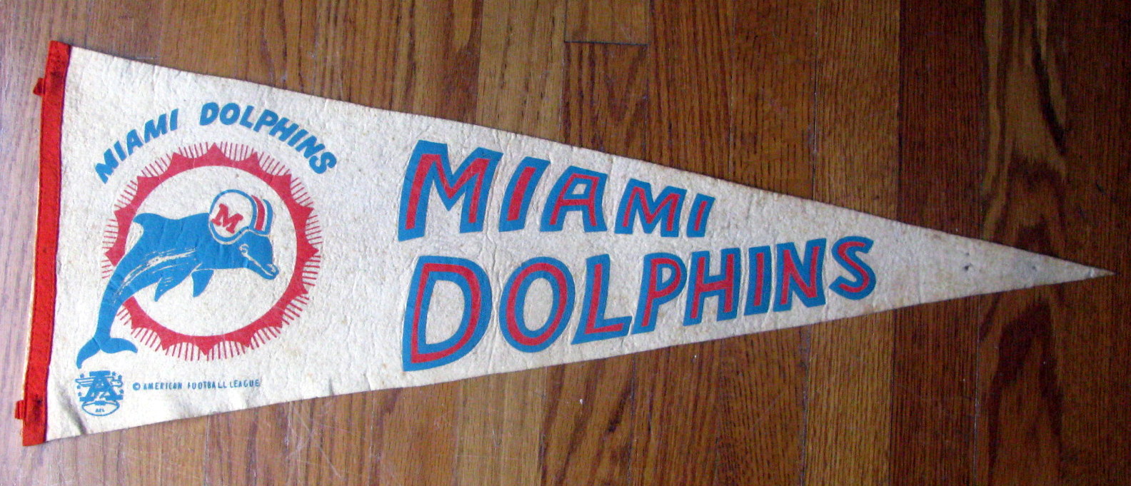 Lot Detail - 60's MIAMI DOLPHINS AFL PENNANT