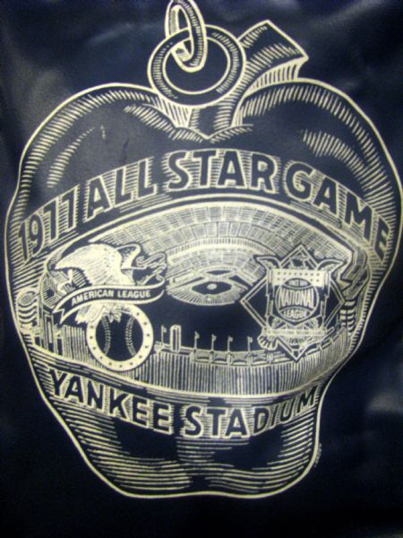 1977 ALL-STAR GAME TRAVEL BAG - YANKEE STADIUM