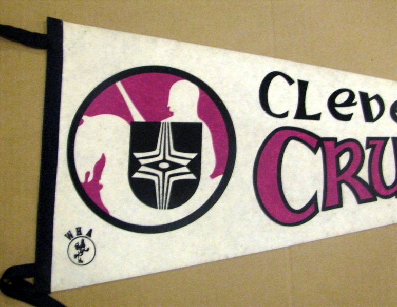 VINTAGE WHA CLEVELAND CRUSADERS PENNANT