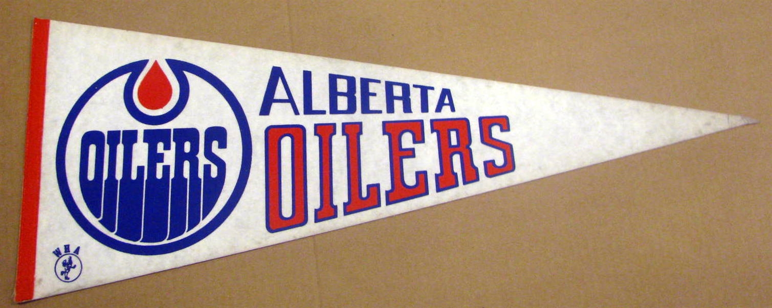 VINTAGE WHA ALBERTA OILERS PENNANT