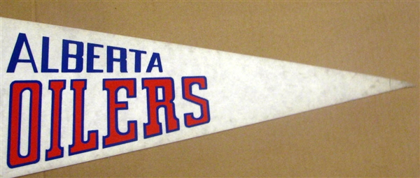 VINTAGE WHA ALBERTA OILERS PENNANT