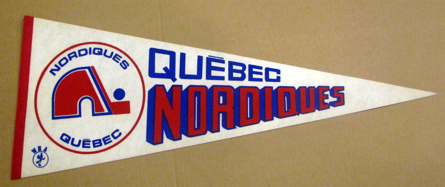 VINTAGE WHA QUEBEC NORDIQUES PENNANT