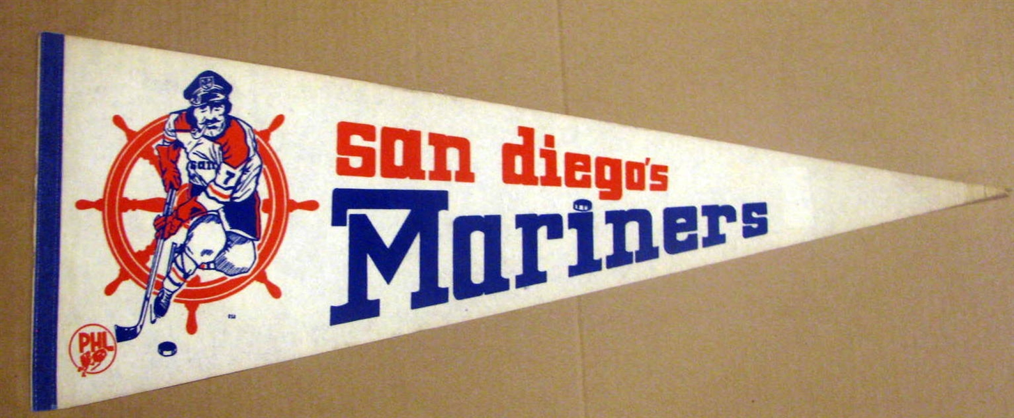 VINTAGE PHL SAN DIEGO MARINERS PENNANT