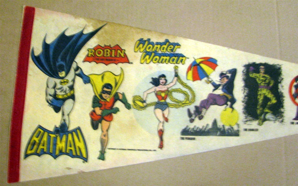 VINTAGE SUPER HEROES & VILLIANS PENNANT