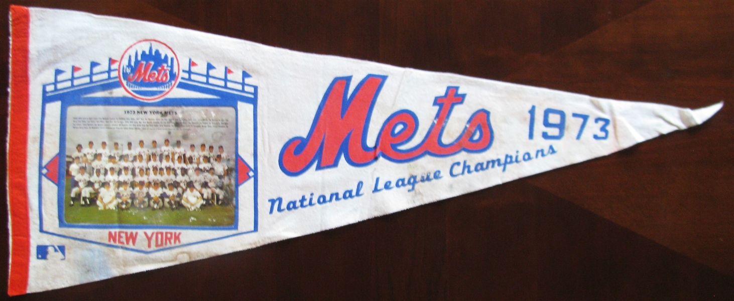 1973 NY METS TEAM PICTURE BASEBALL PENNANT