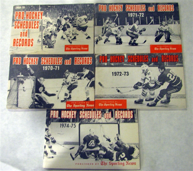 60's/70's PRO HOCKEY SCHEDULE BOOKLETS - 5