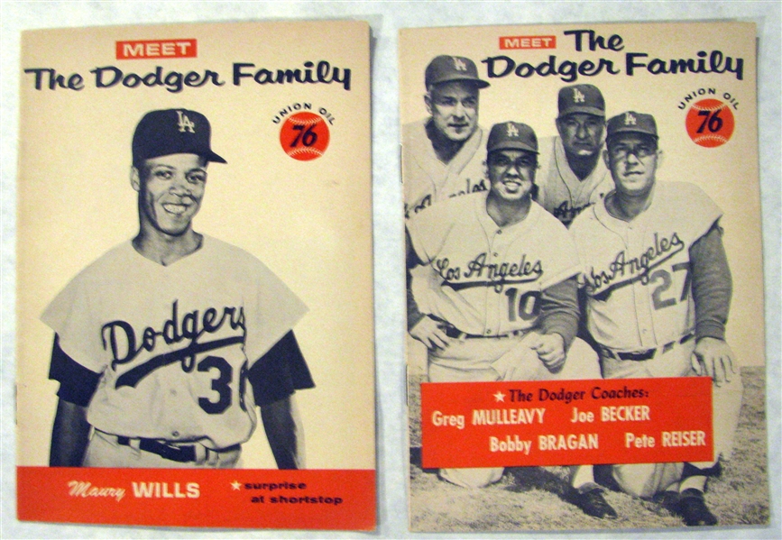 1960 MEET THE DODGERS UNION OIL PLAYER PAMPHLETS - 14 DIFFERENT