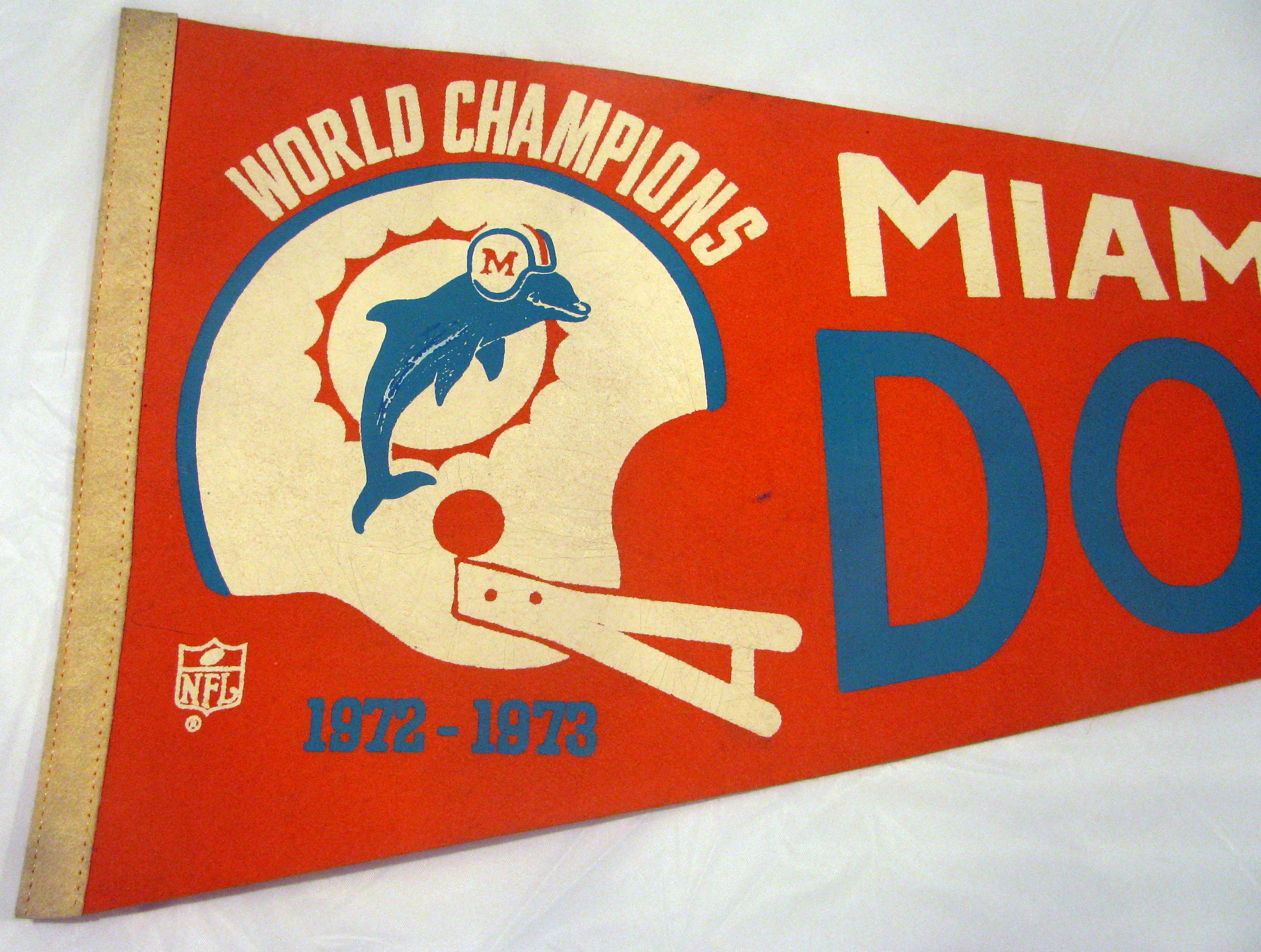 Lot Detail - 1972 World Champion Miami Dolphins Team Signed The