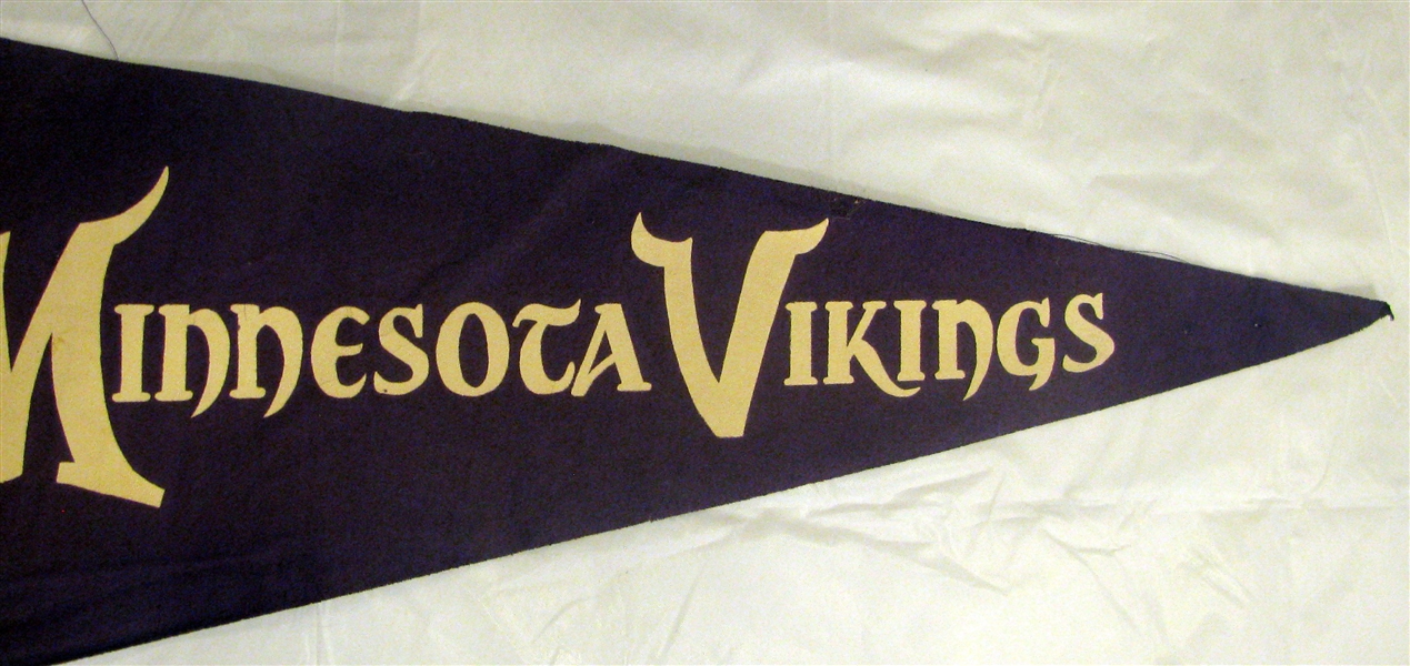 60's MINNESOTA VIKINGS PENNANT