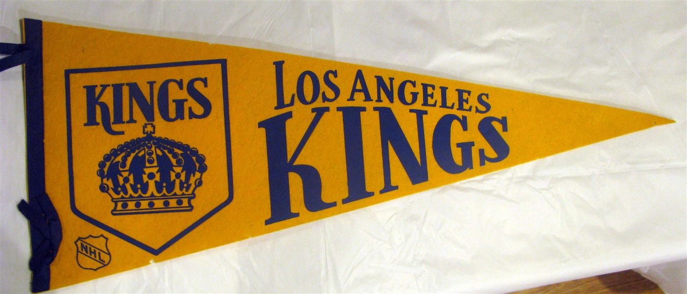 60's LOS ANGELES KINGS PENNANT