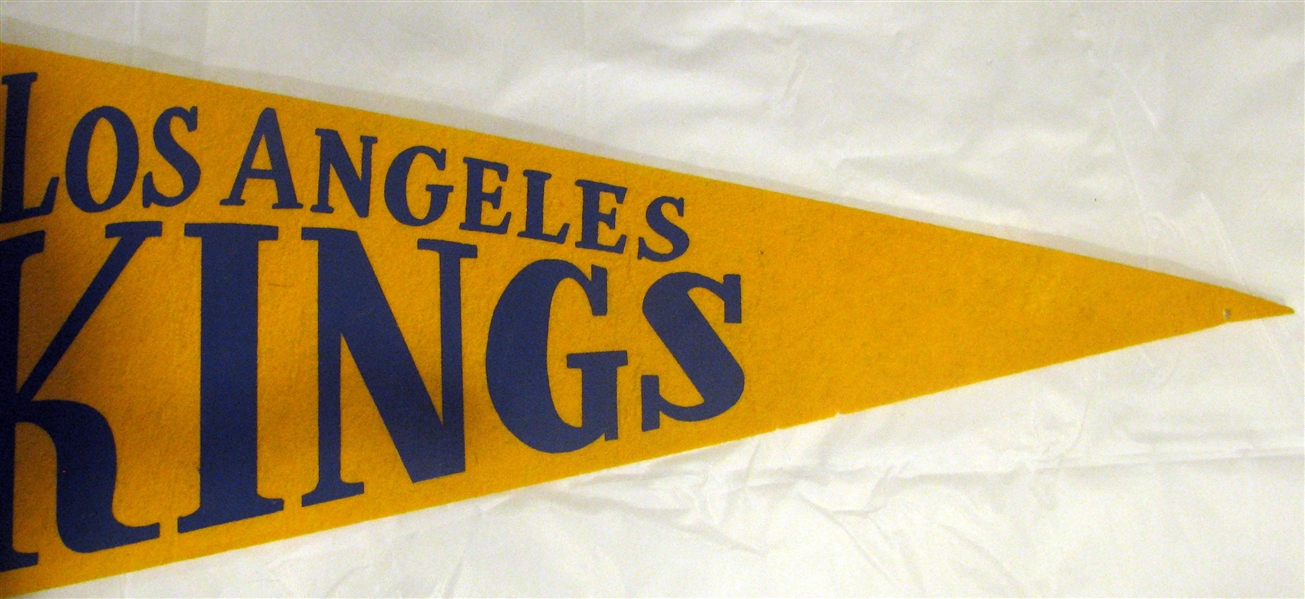 60's LOS ANGELES KINGS PENNANT