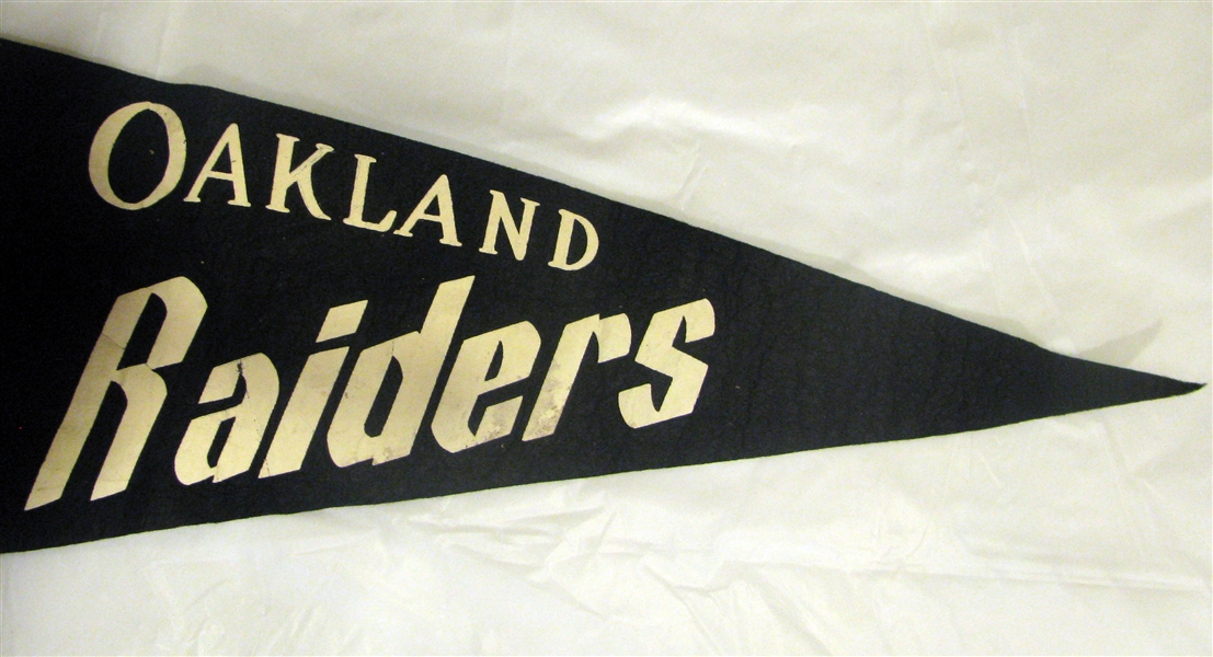 60's AFL OAKLAND RAIDERS PENNANT - SUPER RARE!