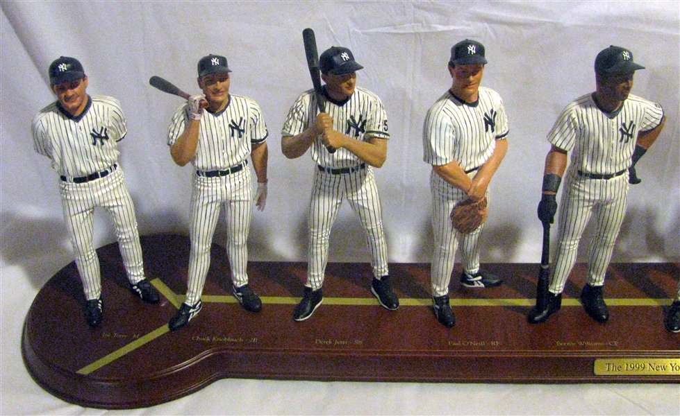 1999 NEW YORK YANKEES DANBURY MINT TEAM STATUE