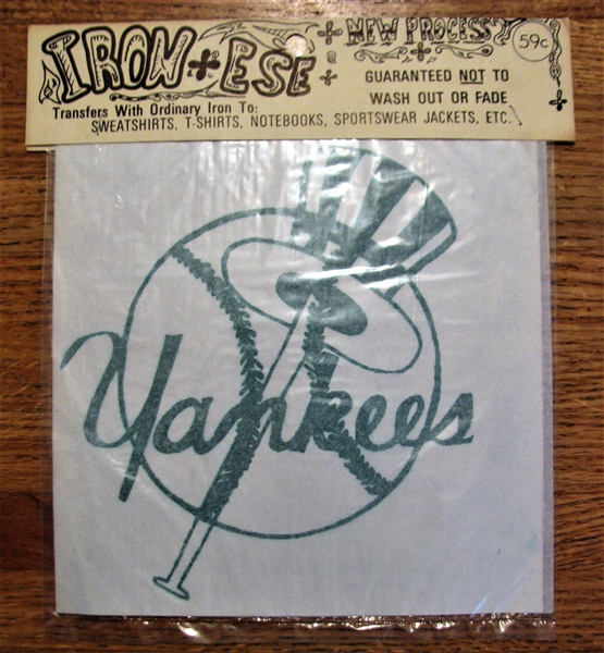 60's NY YANKEES LARGE BASEBALL IRON-ESE IRON ON w/ORIGINAL HEADER & PACKAGE