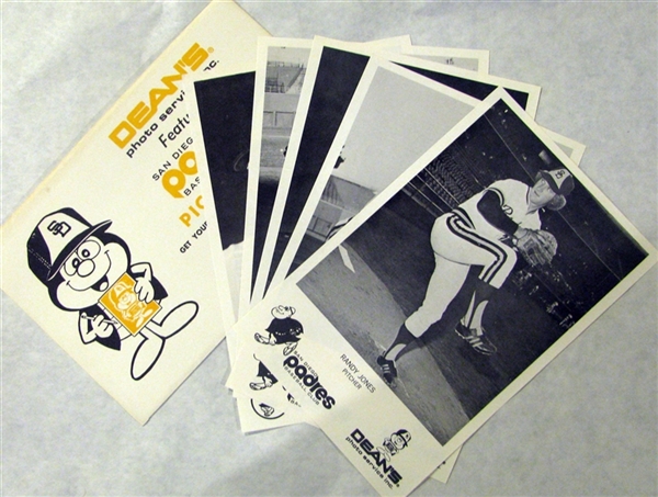 70's SAN DIEGO PADRES GIVE-AWAY PHOTOS w/ENVELOPE
