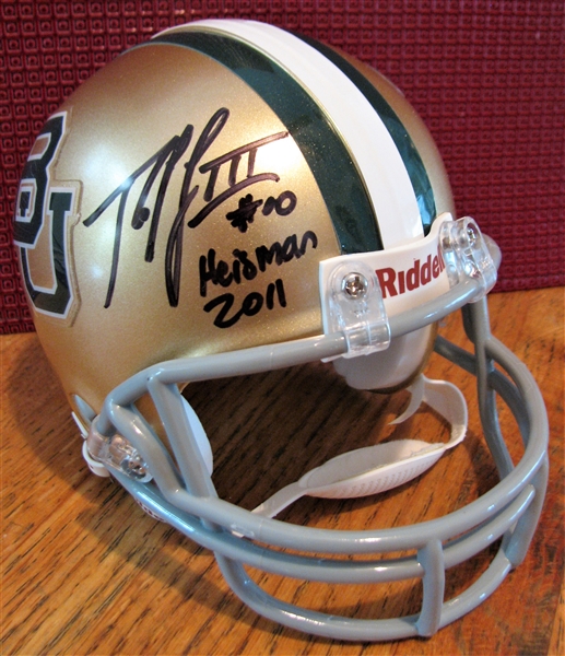 ROBERT GRIFFIN III #10 HEISMAN 2011 SIGNED mini FOOTBALL HELMET w/TRISTAR