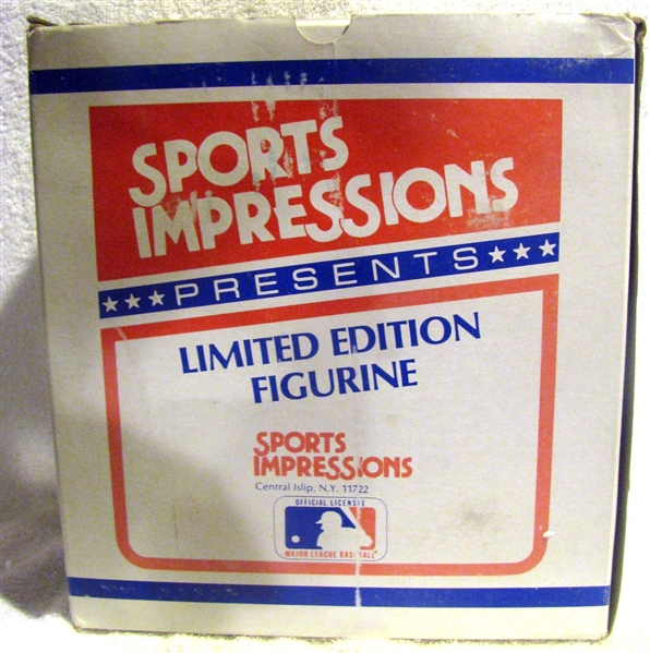 MICKEY MANTLE SPORTS IMPRESSIONS -GREATEST SWITCH HITTER STATUE w/BOX