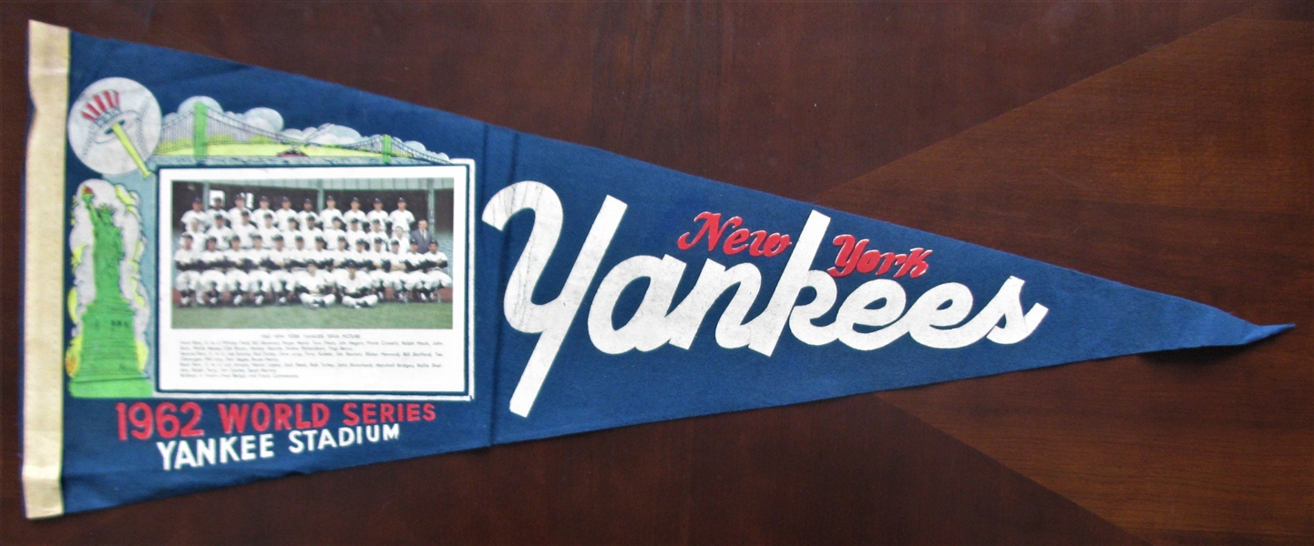 1962 NY YANKS WORLD SERIES TEAM PICTURE PENNANT