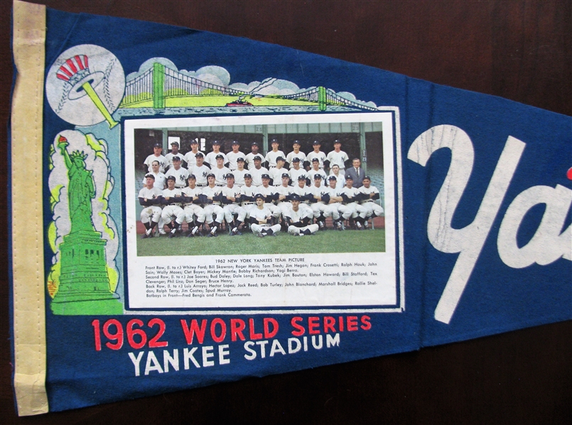 1962 NY YANKS WORLD SERIES TEAM PICTURE PENNANT
