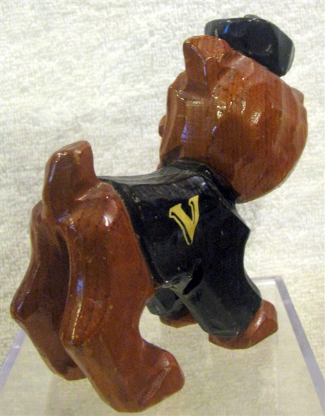 50's VILLANOVA WILDCATS CARTER-HOFFMAN MASCOT STATUE