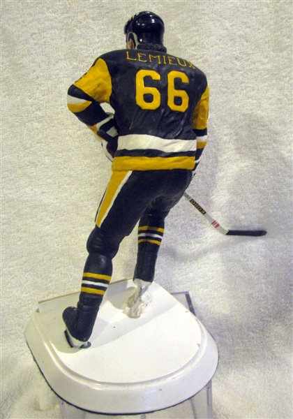 1991 MARIO LEMIEUX AUTOGRAPHED SALVINO STATUE - BLACK JERSEY