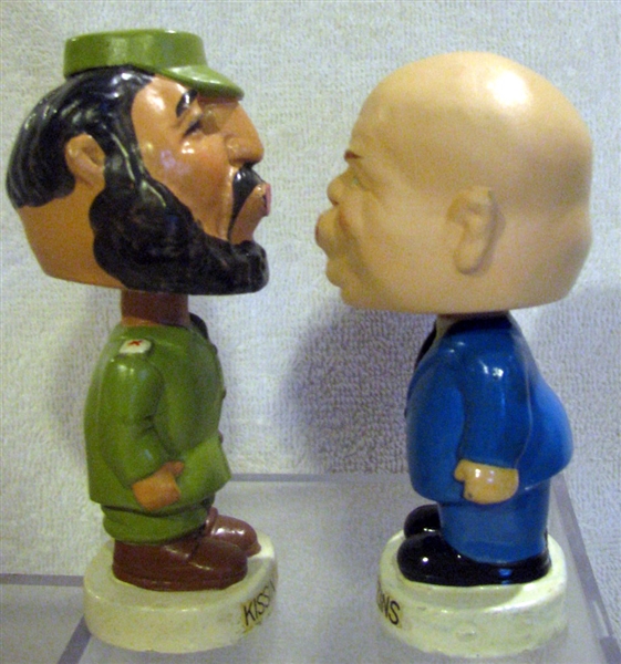 60's CASTRO &  KHRUSHCHEV KISSING PAIR BOBBING HEADS