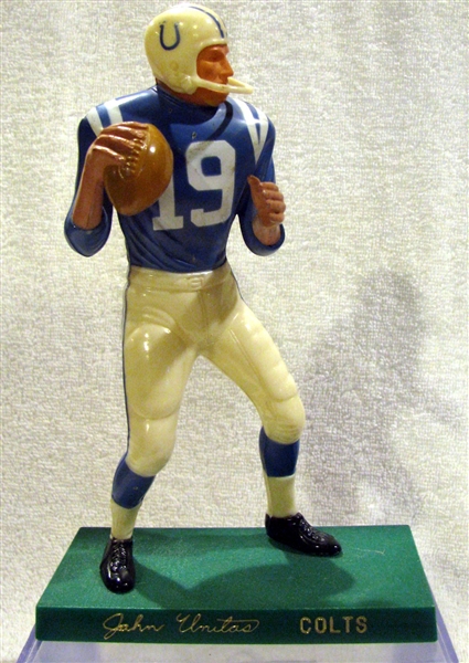 60's JOHNNY UNITAS HARTLAND STATUE