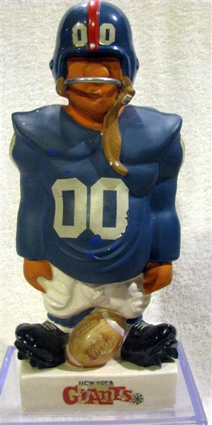 60's NEW YORK GIANTS LARGE KAIL STANDING LINEMAN STATUE