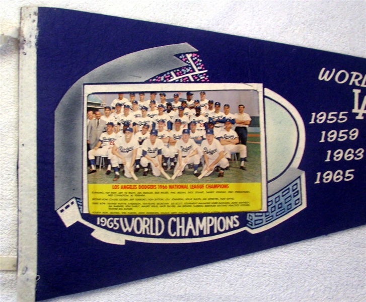 1966 LOS ANGELES DODGERS NATIONAL LEAGUE CHAMPIONS PHOTO PENNANT - KOUFAX LAST YEAR