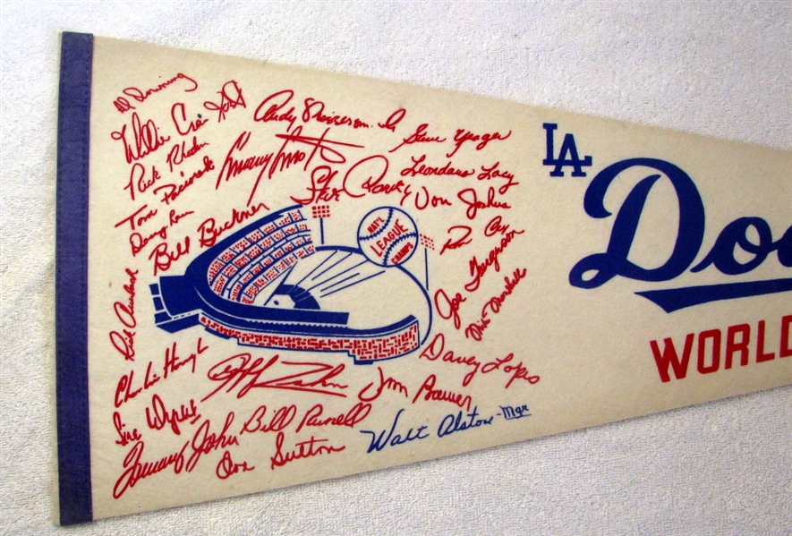 1974 LOS ANGLES DODGERS WORLD SERIES PENNANTS - 2