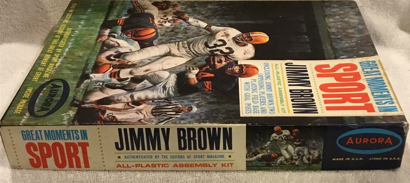 1965 JIMMY BROWN  GREAT MOMENTS IN SPORT MODEL KIT