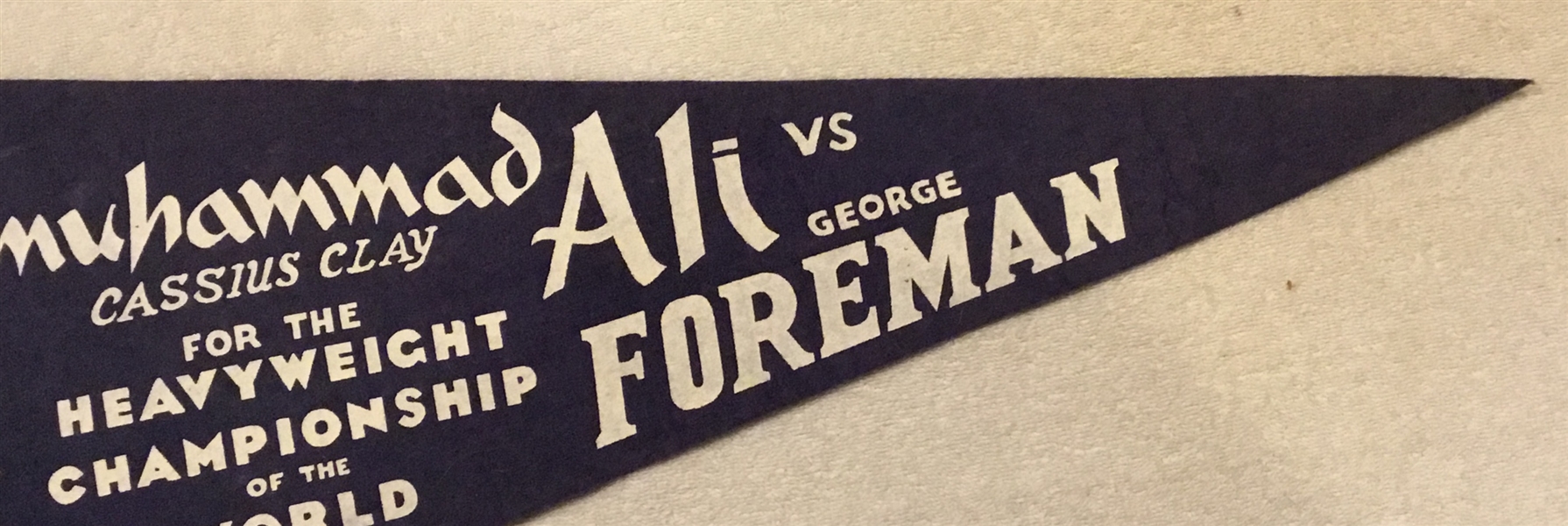 1974 RUMBLE IN THE JUNGLE PENNANT - ALI vs FOREMAN