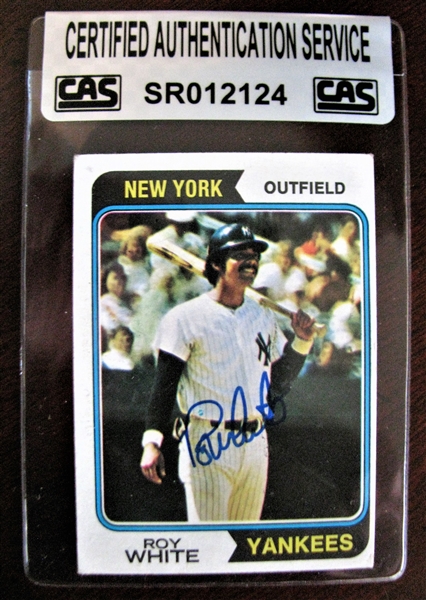 ROY WHITE 1974 TOPPS SIGNED BASEBALL CARD /CAS AUTHENTICATED