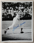 HANK AARON SIGNED PHOTO /CAS AUTHENTICATED
