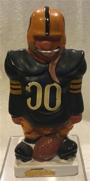 60's PITTSBURGH STEELERS KAIL SMALL LINEMAN STATUE
