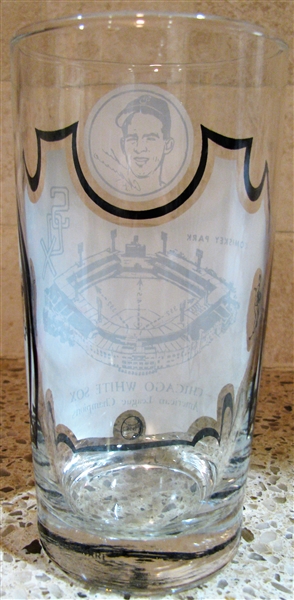 1959 CHICAGO WHITE SOX AMERICAN LEAGUE CHAMPIONS PLAYER GLASS- LUIS APARICIO