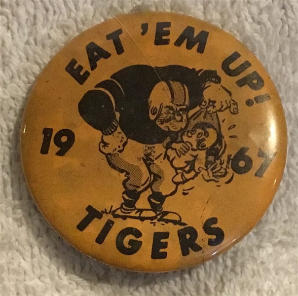 1967 MISSOURI TIGERS FOOTBALL PIN