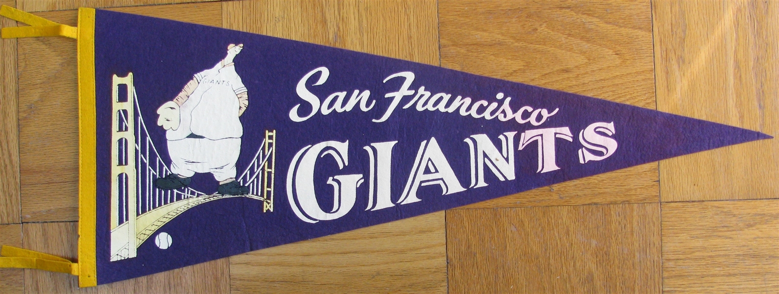 60's SAN FRANCISCO GIANTS (PURPLE) PENNANT